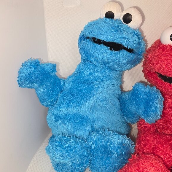 Elmo and Cookie Monster Plush Cute Soft Clean Cute Toy - Picture 9 of 13